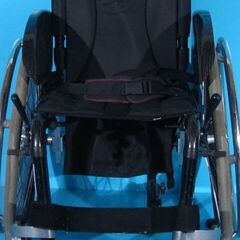Scaun cu rotile activ din aluminiu Kuschall / latime sezut 36 cm
