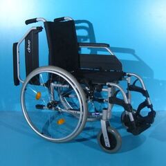 Scaun cu rotile din aluminiu Drive  latime sezut 42 cm