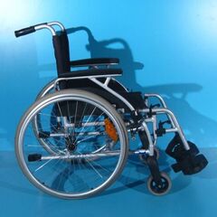 Scaun cu rotile din aluminiu  Drive  latime sezut 45 cm