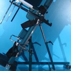 Verticalizator activ  R82