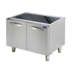 Dulap cu usi batante pentru aparatele din seria 700, Ideal Inox