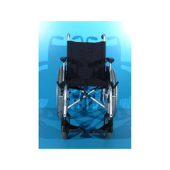 Scaun cu rotile Drive   latime sezut 42 cm