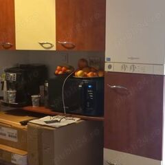 Donez mobila de bucatarie+chiuveta in stare buna urgent
