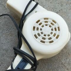 Uscator de par din timpul comunismului