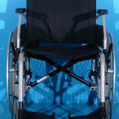 Scaun cu rotile din aluminiu Drive / latime sezut 45 cm