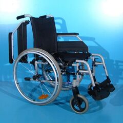 Scaun cu rotile din aluminiu Drive / latime sezut 45 cm
