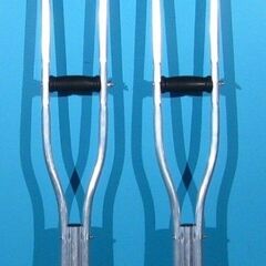 Carje cu sprijin subaxilar L aluminiu
