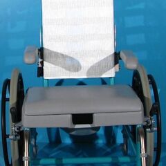 Scaun WC cu rotile din aluminiu Thomashilfen