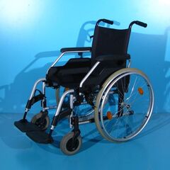 Scaun cu rotile Meyra   latime sezut 46 cm