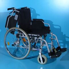 Scaun cu rotileTrenmobil   latime sezut 46 cm