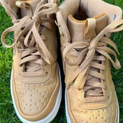 Ghete Nike Sneakers DR7882 700 Maro, mărime 40