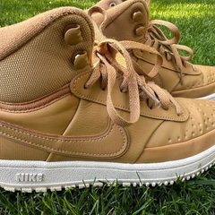 Ghete Nike Sneakers DR7882 700 Maro, mărime 40