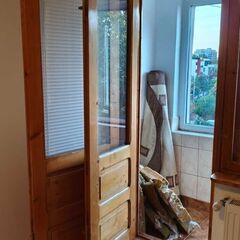 Donez mobila si usi apartament