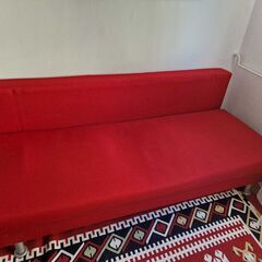 Ofert gratuit canapea extensibilă, folosită