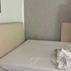 Donez 2 paturi cu saltele si topper