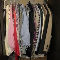 Donez dulap tip Ikea