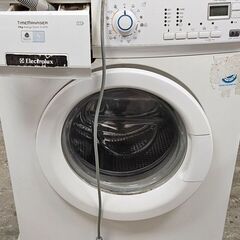 Donez masina de spălat Electrolux