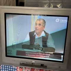 Donez unei familii nevoiase Televizor si pat