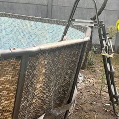 Piscină cu accesorii