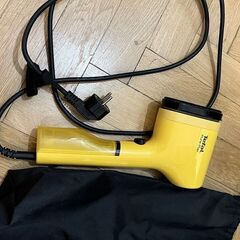 Donez aparat calcat vertical cu aburi Tefal