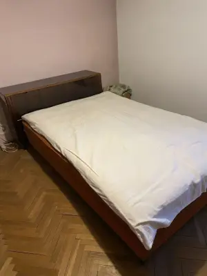 Donez pat doua persoane