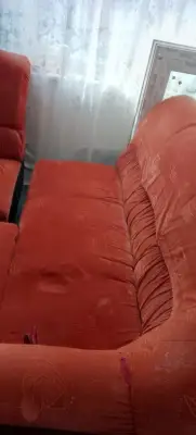 Donez Canapea roșie uzată