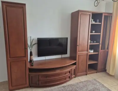 Donez mobila clasica de sufragerie