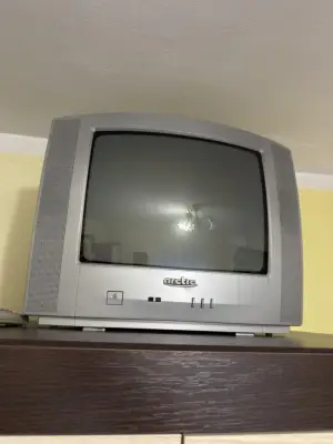 Donez două televizoare, in stare de funcționare