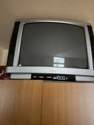 Donez două televizoare, in stare de funcționare