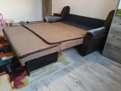 donez canapea . rog seriozitate