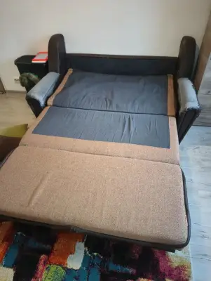 donez canapea . rog seriozitate