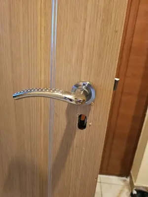 6 usi interior gratuit