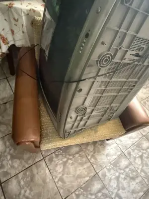 Donez pantofar/ tv/ fotoliu