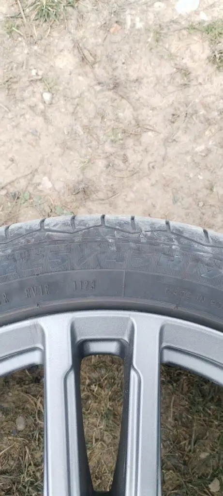 4 / 6