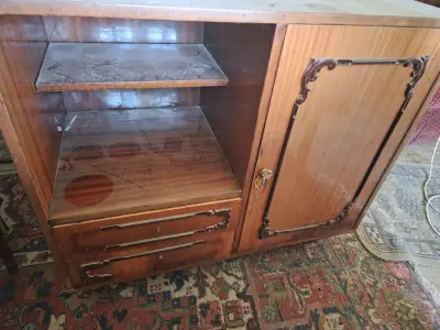 Donez mobilă vintage