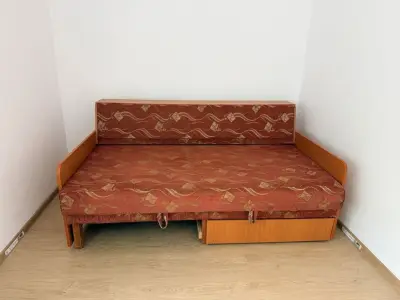 DONEZ pat / canapea in stare buna