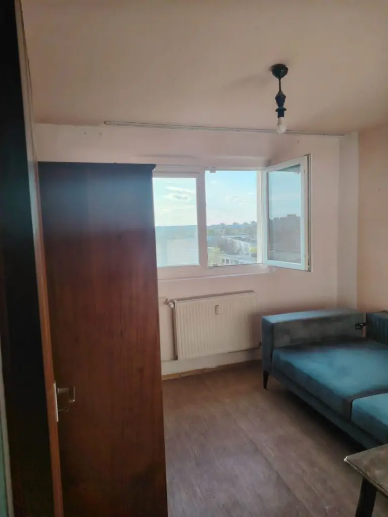 3 / 3