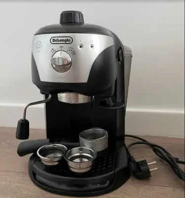 Donez espressor manual Delonghi ESE