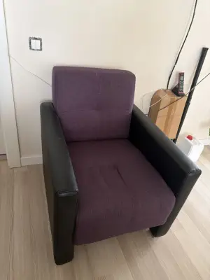 Donez doua fotolii