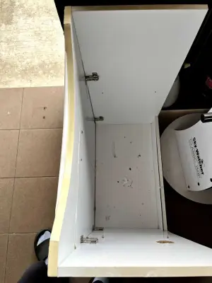 Donez lavoar si corp mobila