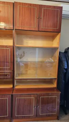 GRATUIT! Bibliotecă cu vitrină, bar, sertare, si compartimente TV