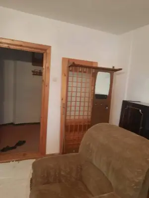Donez mobilier unei familii nevoiașe, dacă cunoașteți haideți să facem împreună un bine