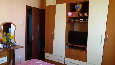 DONEZ mobilier complet 3 incaperi: bucătărie , dormitor și camera tineret