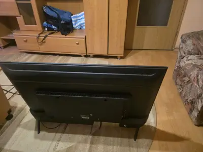 Donez televizor Smart
