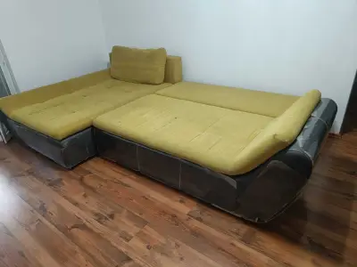 Donez canapea extensibila, mare "Casa Rusu" (galbena)