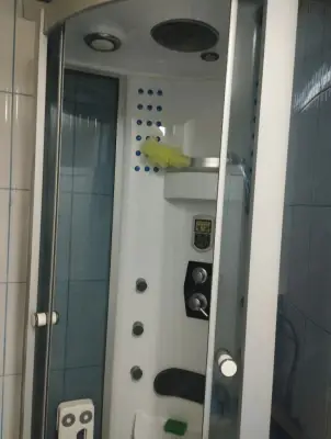Donez cabină de duș