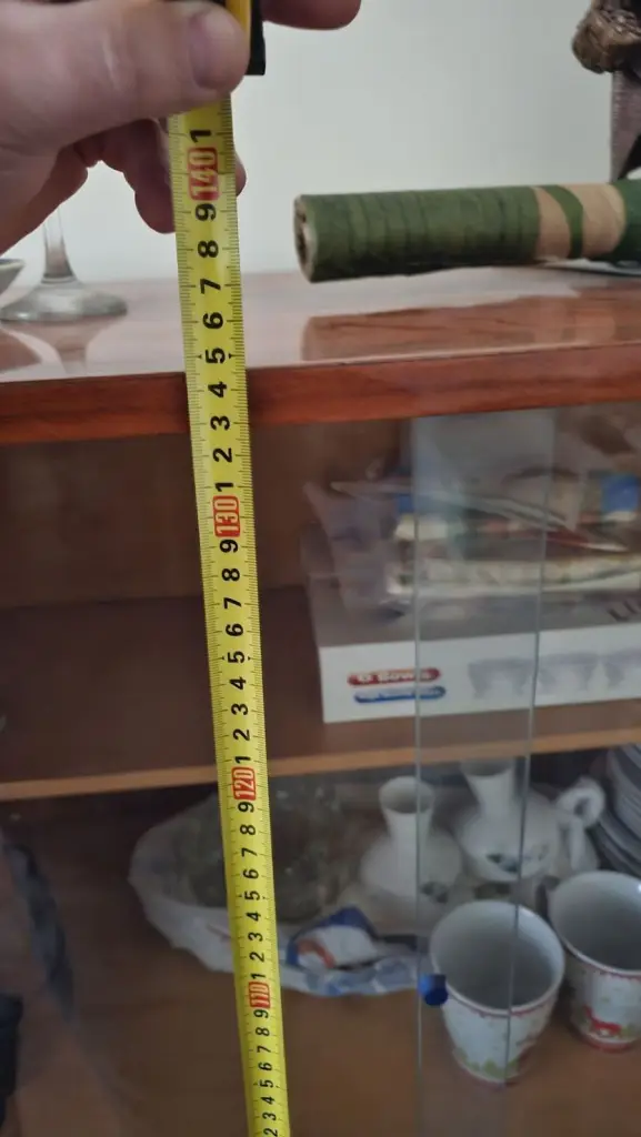 4 / 8