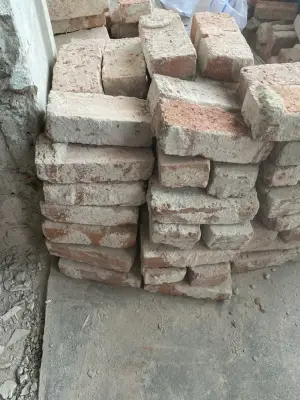 Donez caramizi vechi pline 200 bucati
