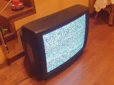 Gratis - Televizor color Beko, diagonala 71cm, in stare buna