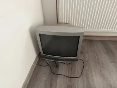 Donez dulap, tv si dulapuri bucatarie